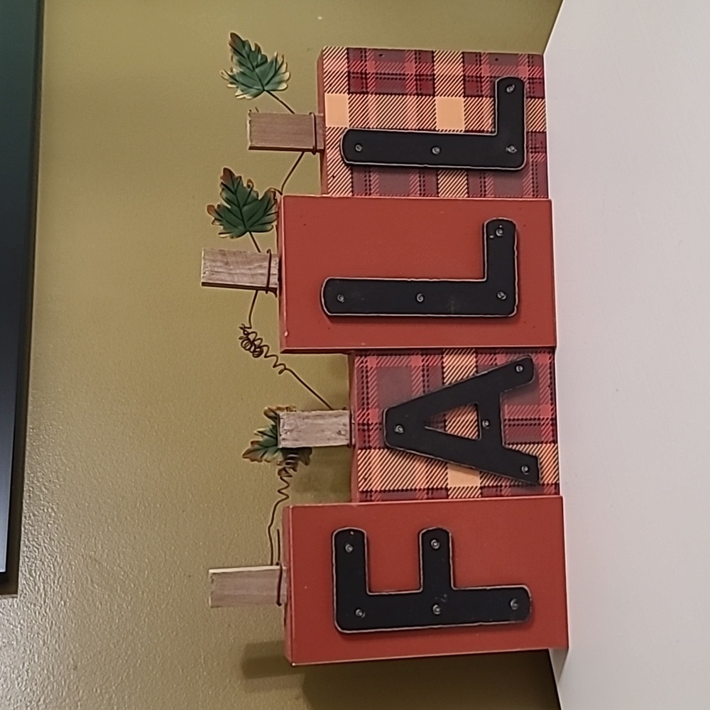 Fall Led Table Decor - Picture 2 of 5